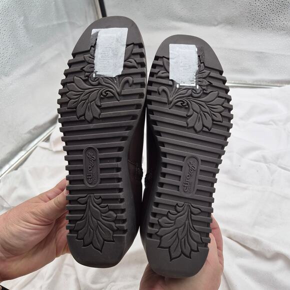 NEW Eurosoft Women's Dallan Wedge Bootie Brown size 7 - Picture 5 of 6